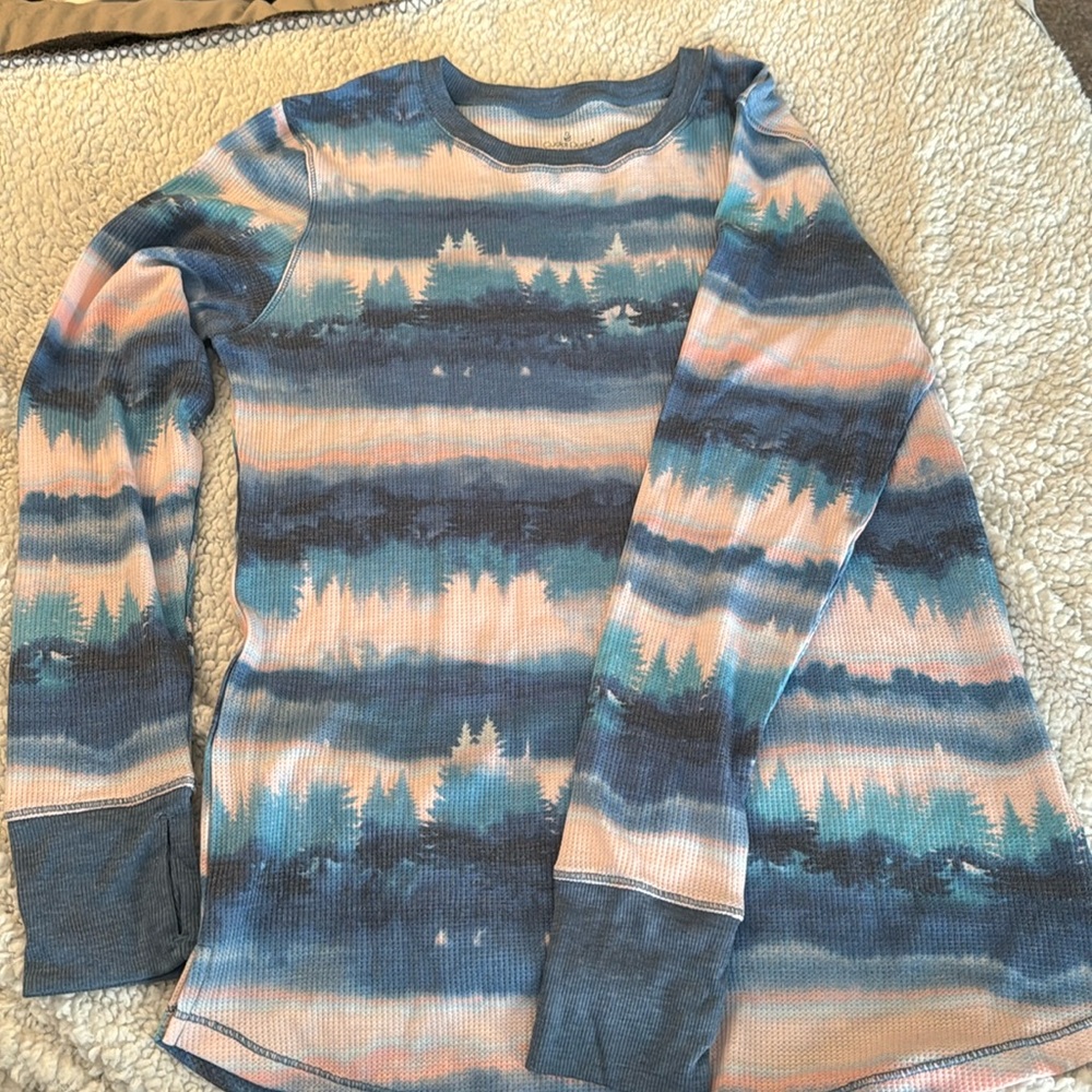 Light thermal bed shirt - Size M - never worn no tags